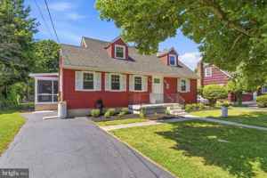 featured image of 217 Nancy Ln