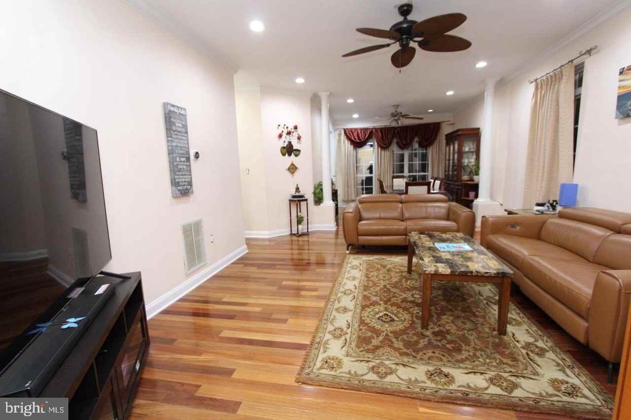90 Marion Dr - Photo 3 of 23