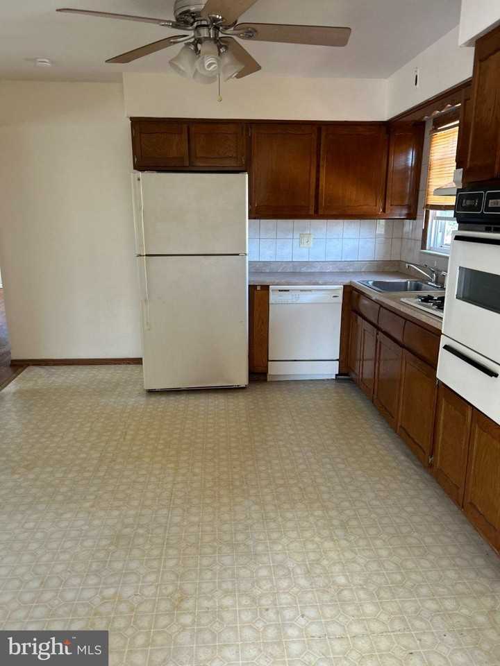 16 Steyn Pl - Photo 2 of 11
