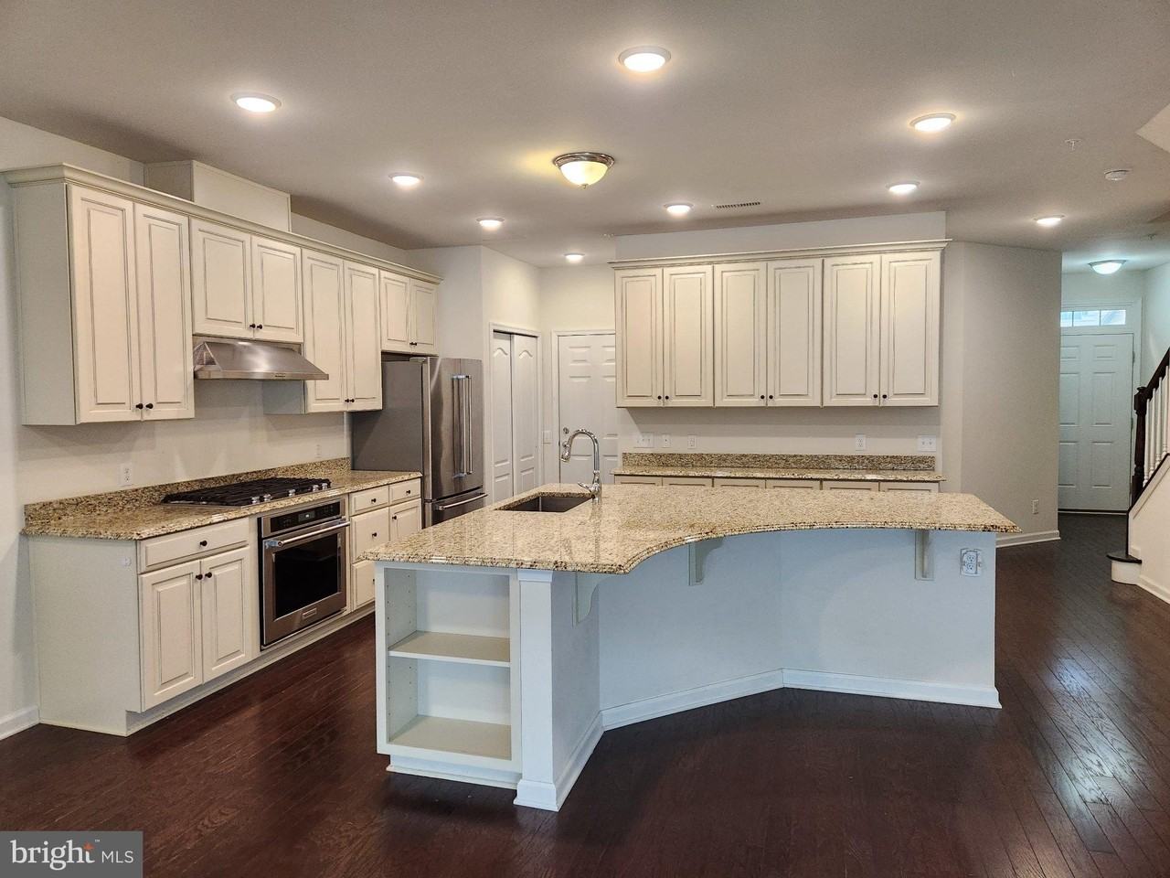 26 Eagle Ln - Photo 2 of 31