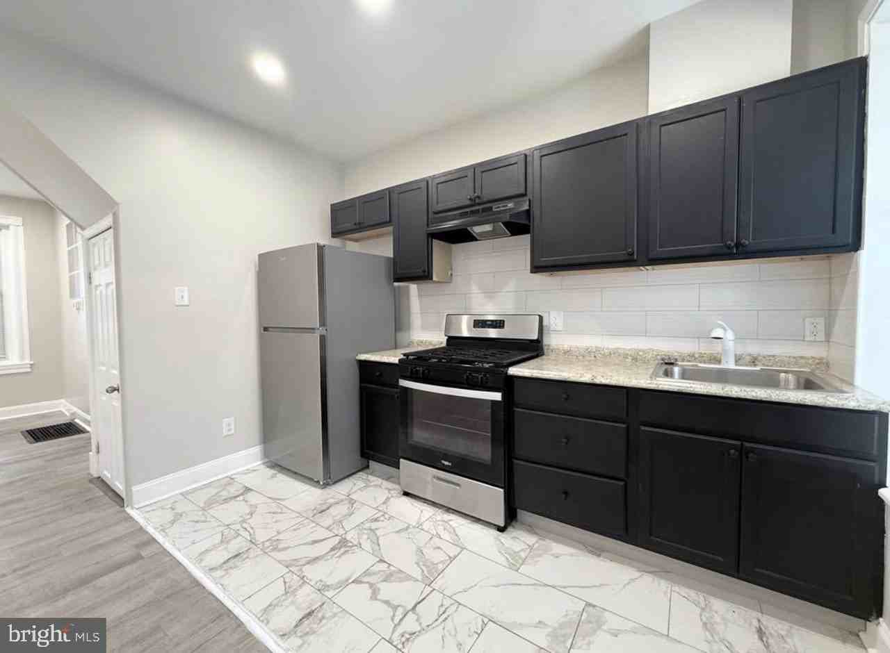 5717 Haverford Ave - Photo 5 of 25