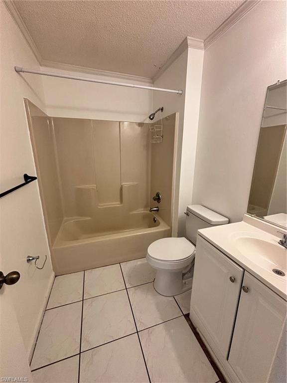 5308 Treetops Dr - Photo 3 of 12