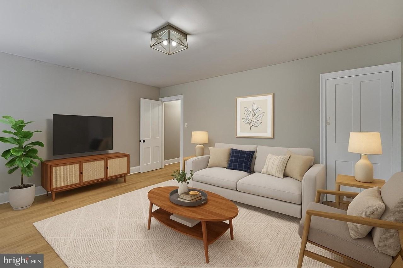 156 East St - Photo 5 of 16