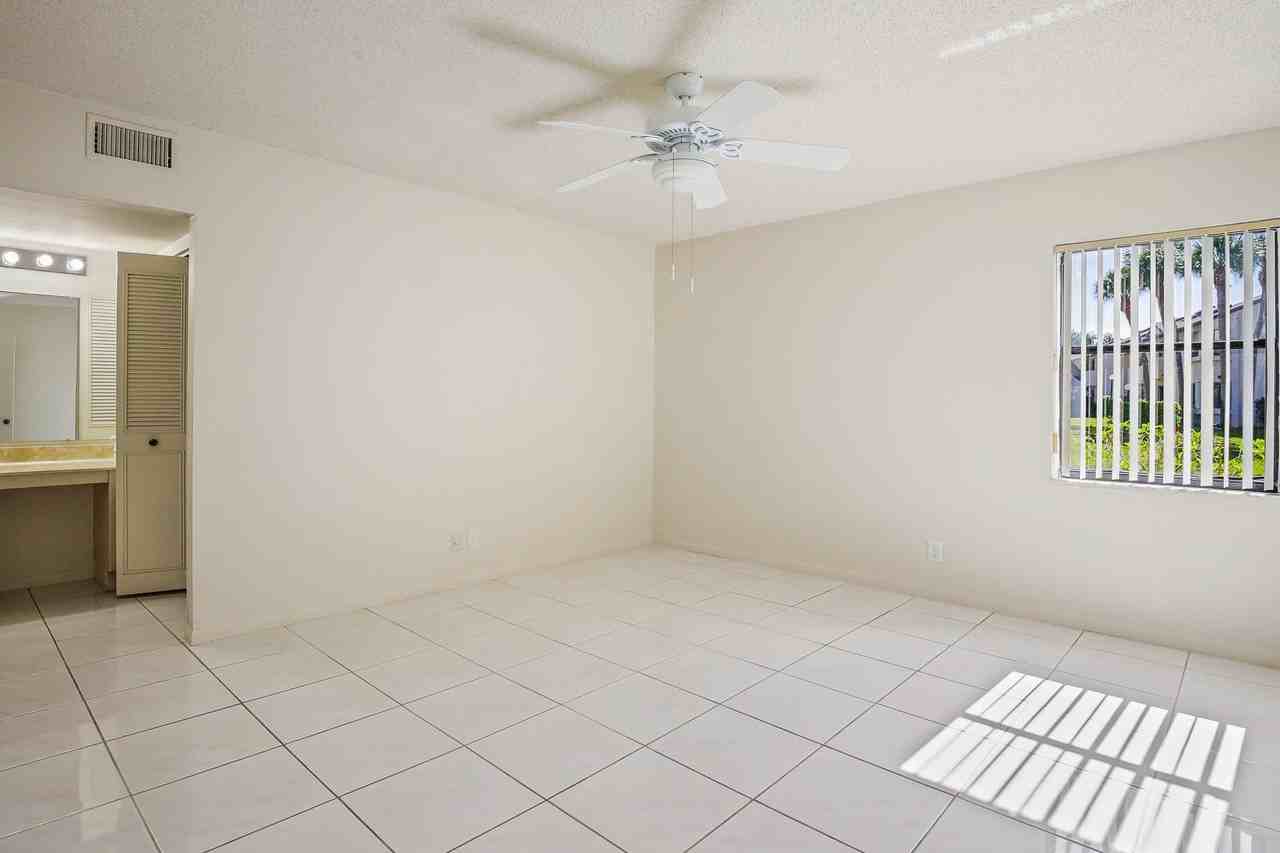3367 Perimeter Dr - Photo 4 of 31