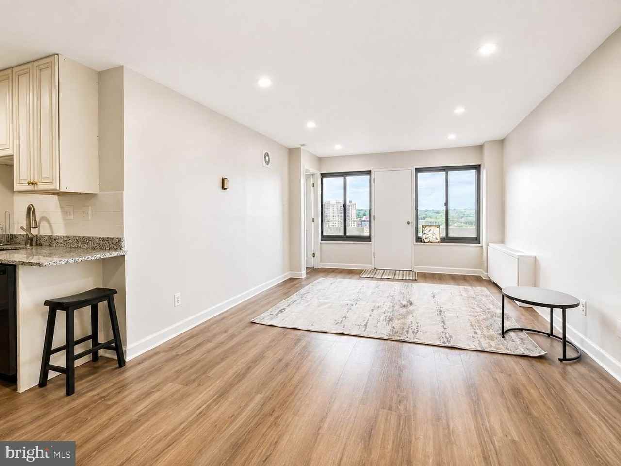 5340 Holmes Run Pkwy #1609 - Photo 2 of 9