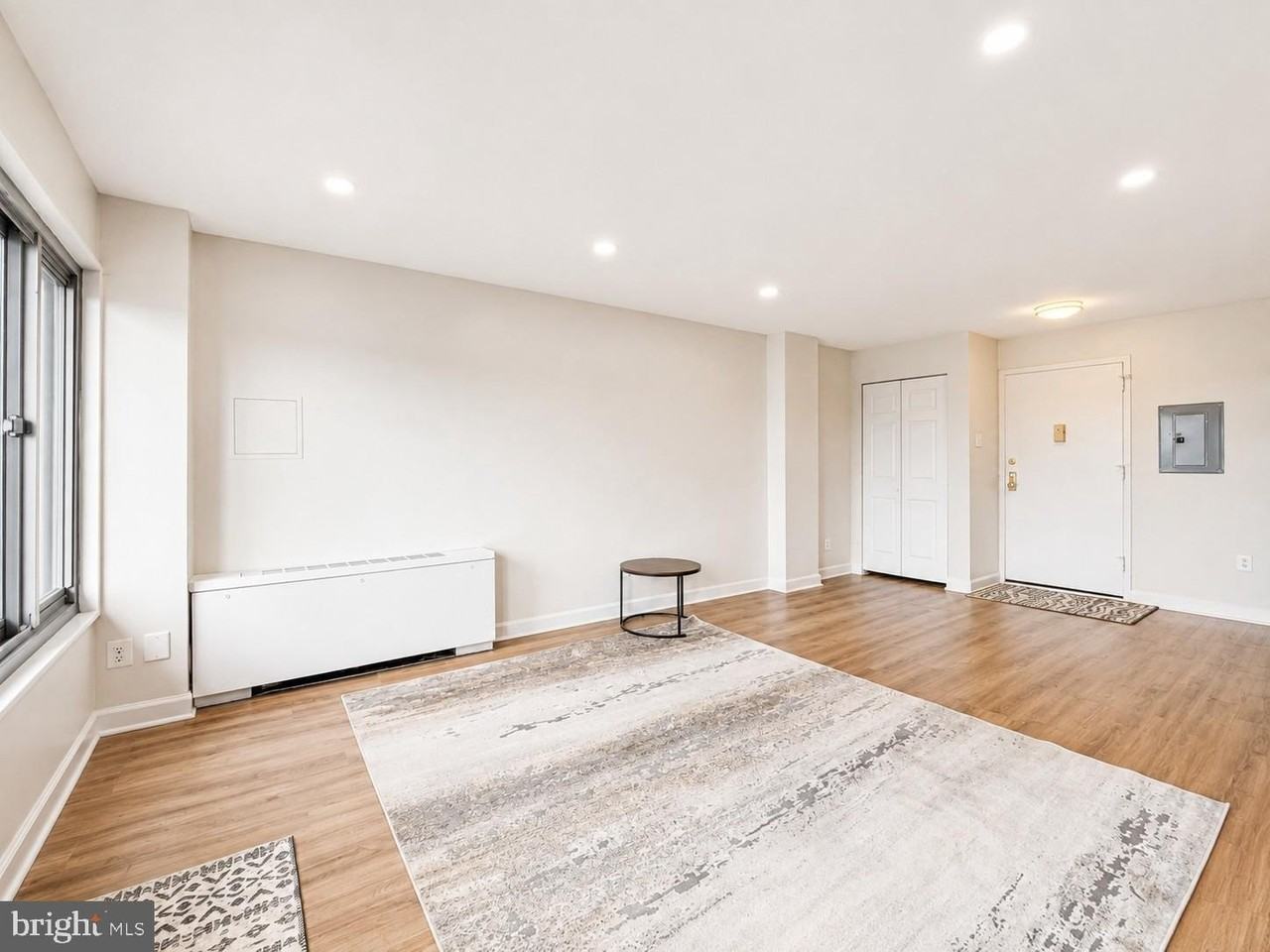 5340 Holmes Run Pkwy #1609 - Photo 3 of 9