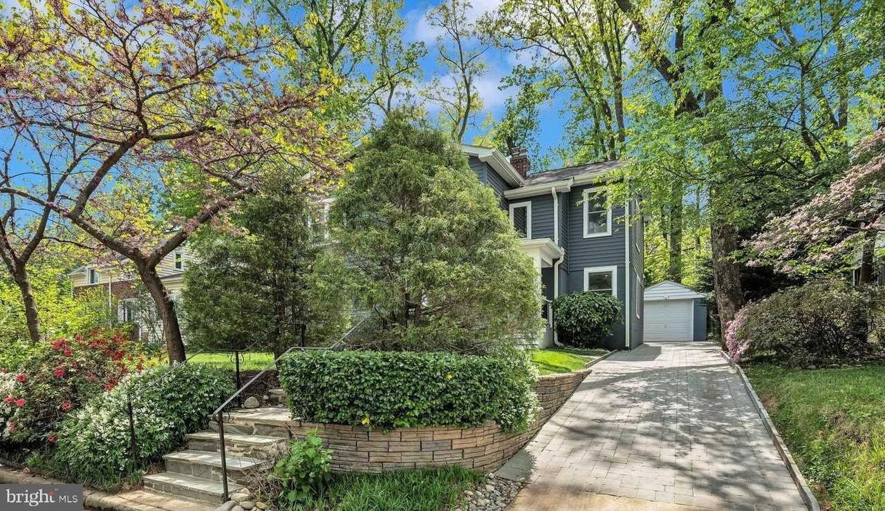 406 Tennessee Ave - Photo 2 of 50