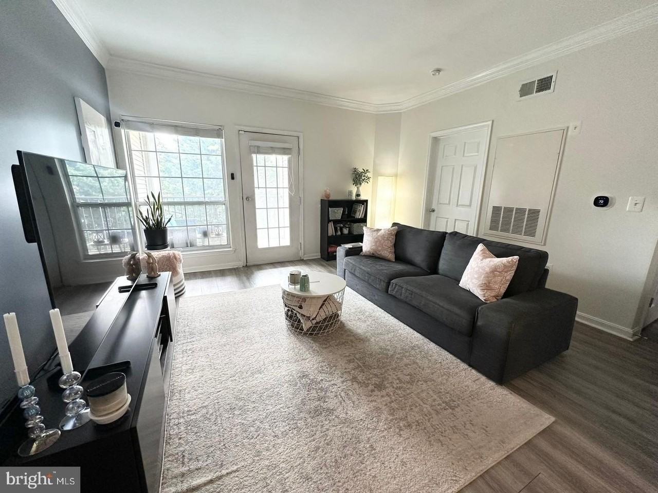 4870 Eisenhower Ave #407 - Photo 4 of 32