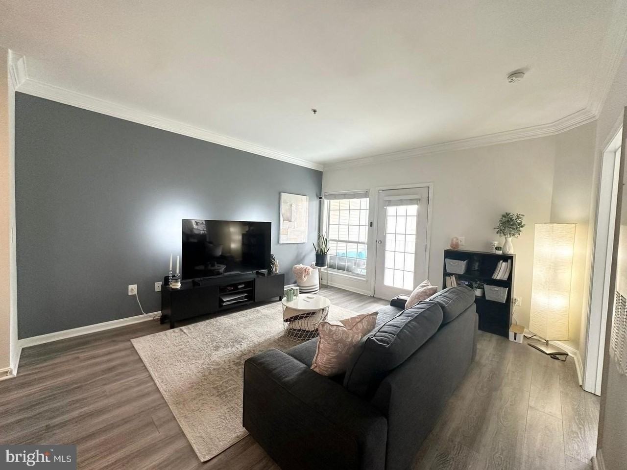 4870 Eisenhower Ave #407 - Photo 5 of 32