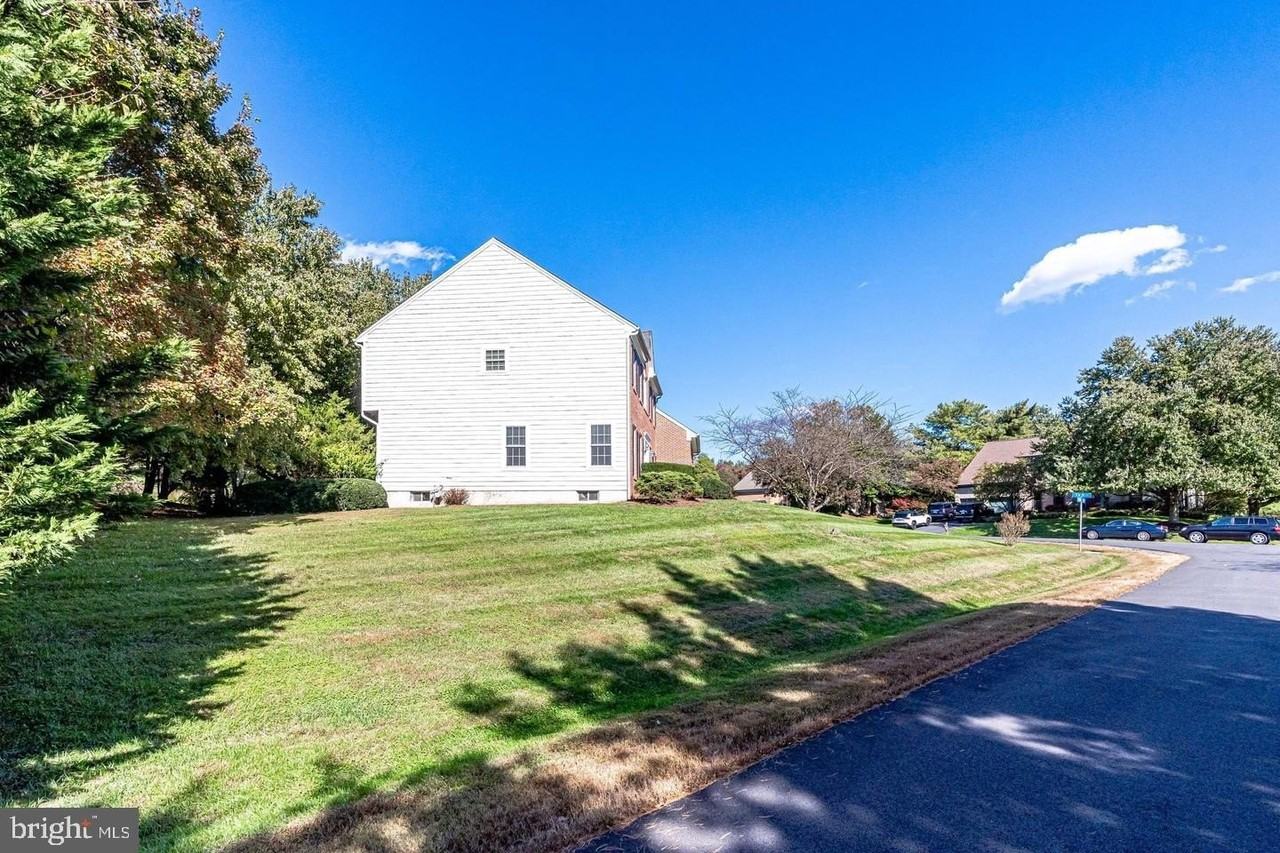 1168 Taji Ct - Photo 3 of 50