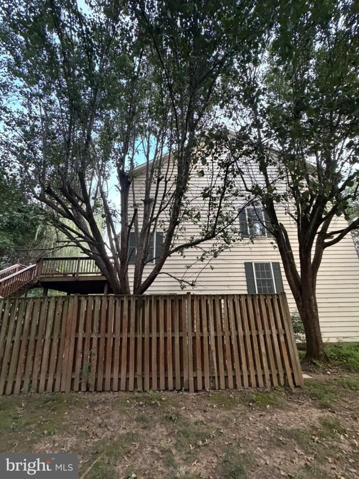 4009 Dogberry Ln - Photo 4 of 42
