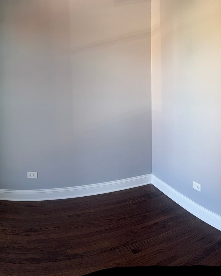 2427 N Lowell Ave - Photo 6 of 8