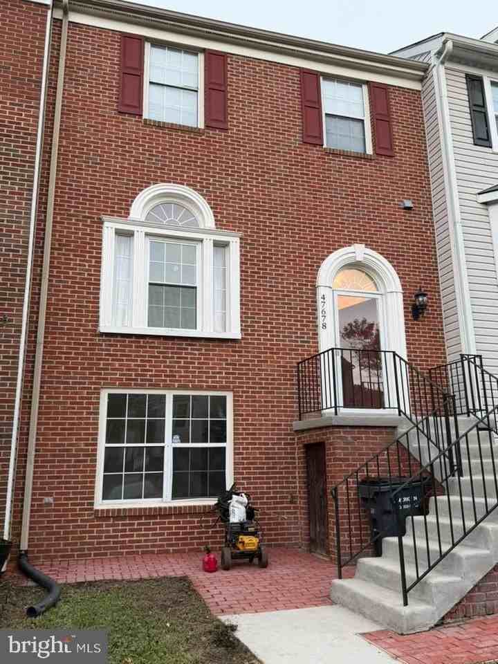 47678 Comer Sq - Photo 7 of 23