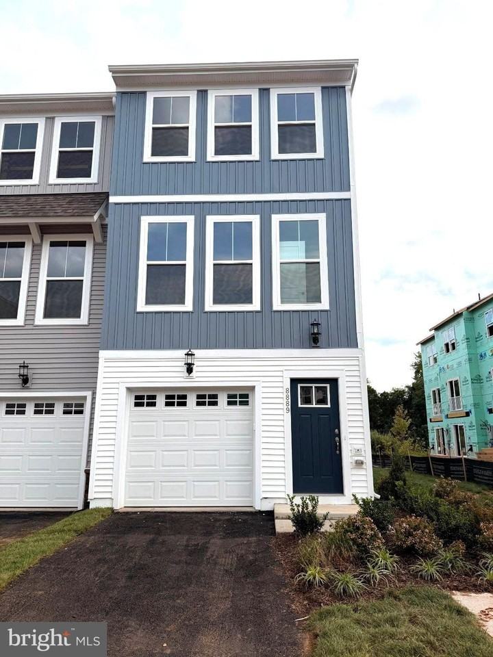 8889 Queensferry Rd