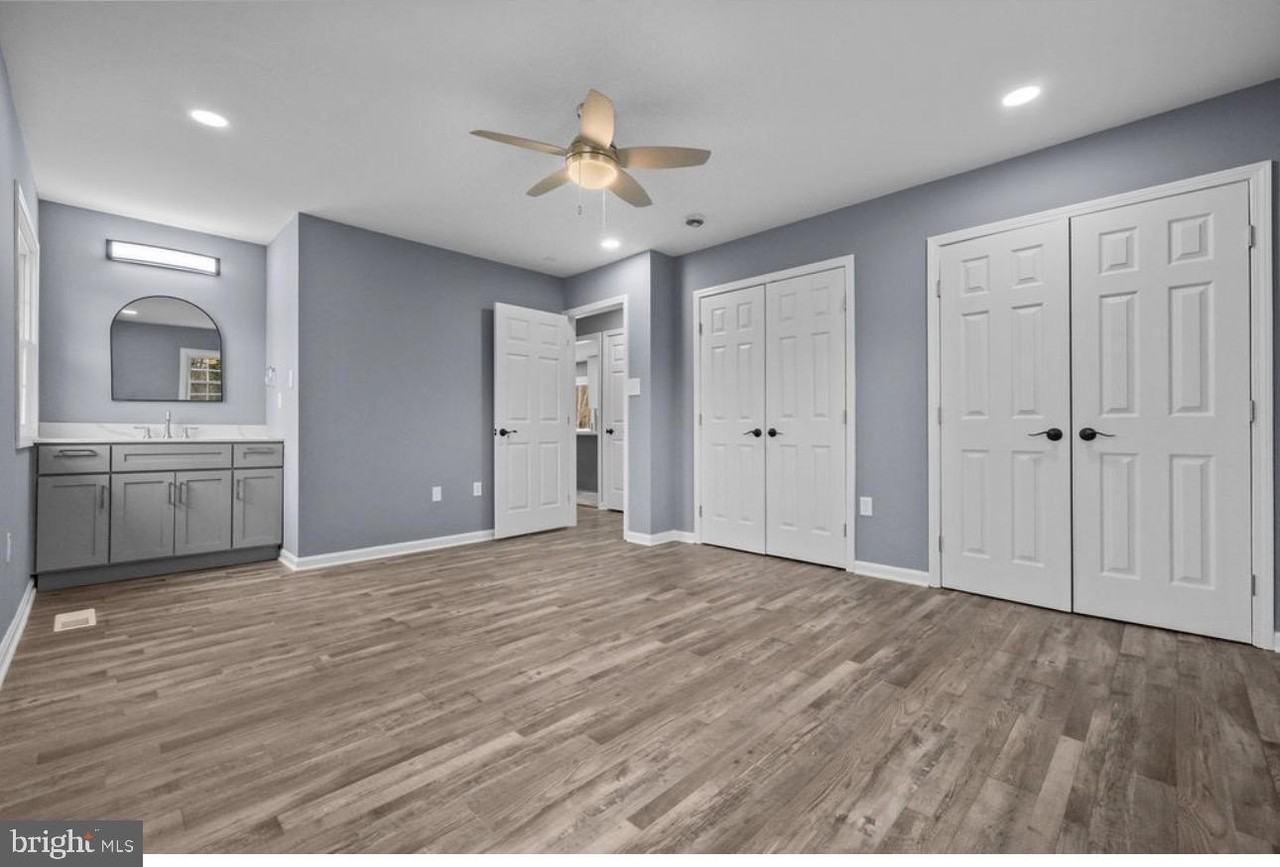 4604 Kentwood Ln - Photo 4 of 14