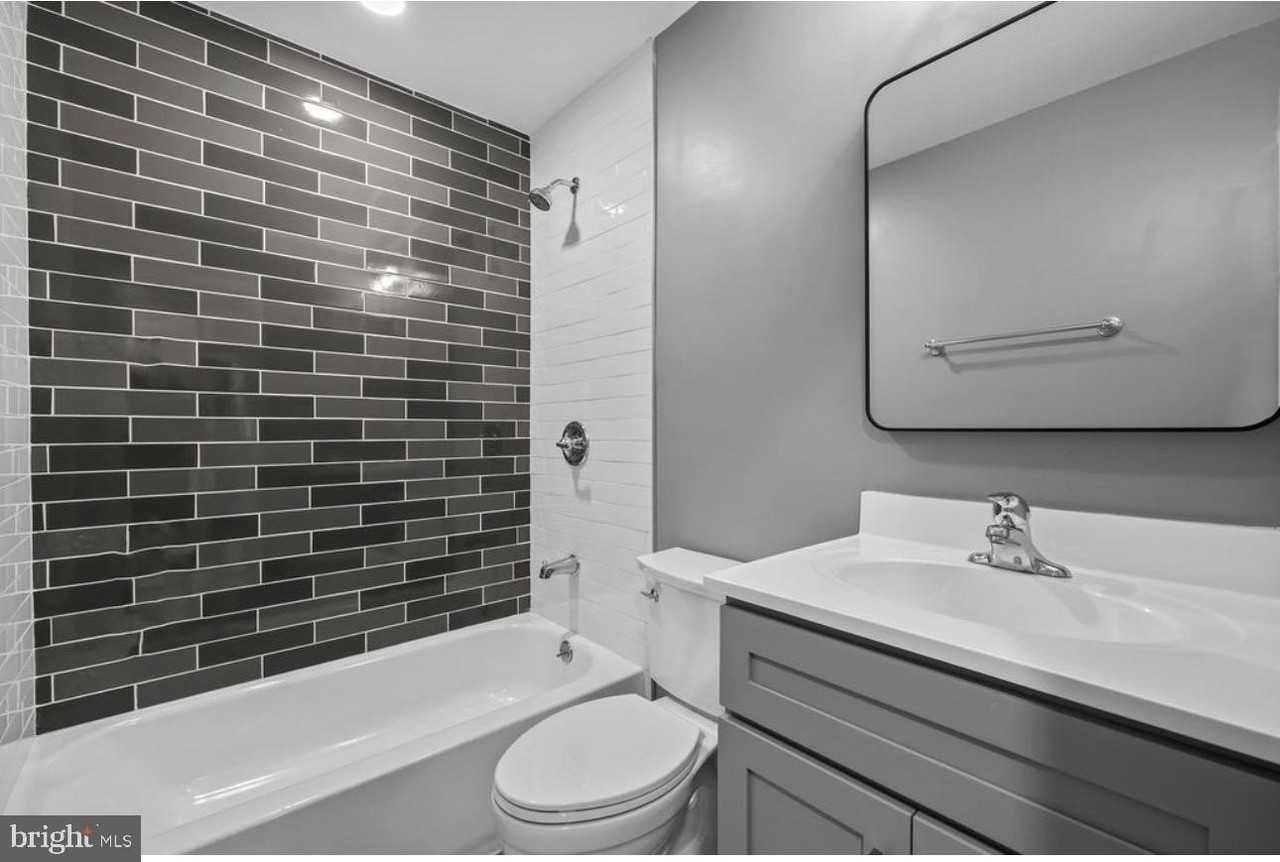 4604 Kentwood Ln - Photo 5 of 14