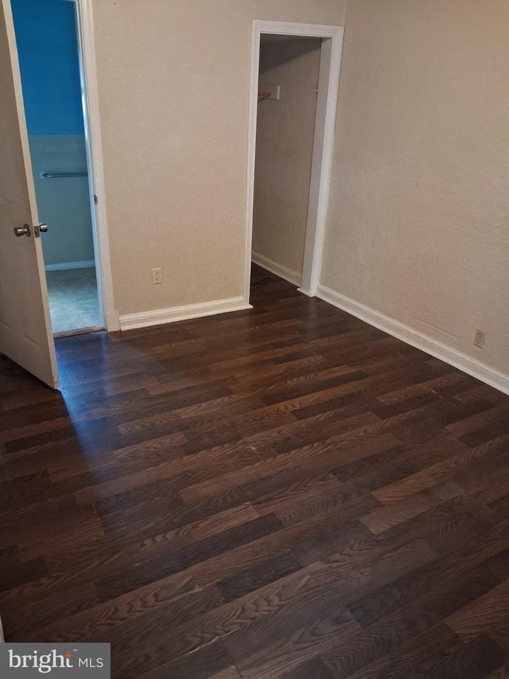 268 Wilkes St #6 - Photo 2 of 4
