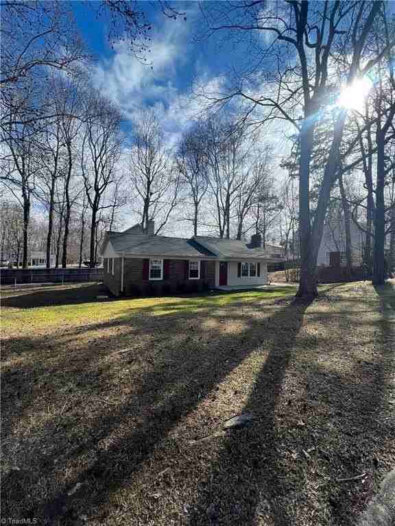3301 Bristle Cone Rd - Photo 4 of 26