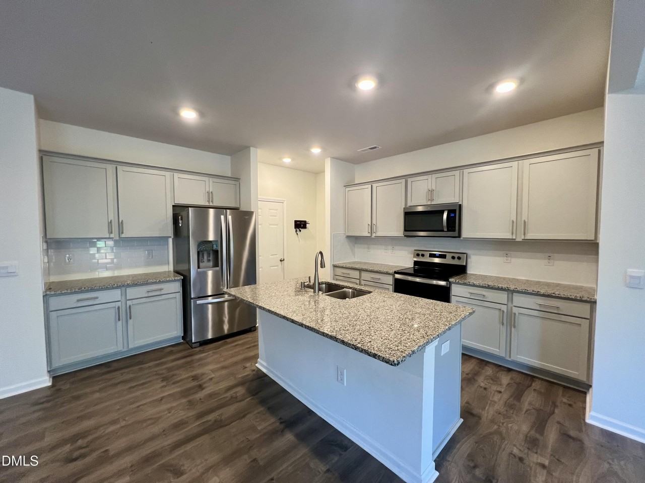 41 River Bank Rd - Photo 6 of 41