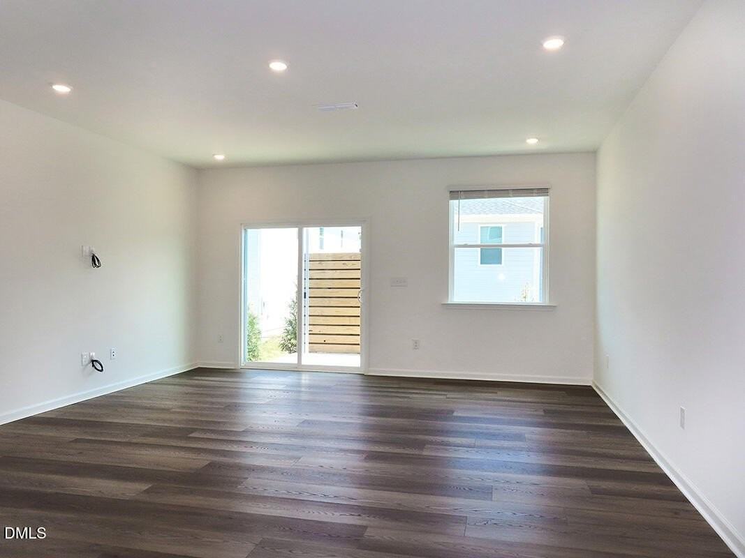 2206 Rabbitbrush St - Photo 4 of 21