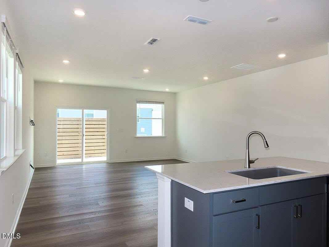 2206 Rabbitbrush St - Photo 6 of 21