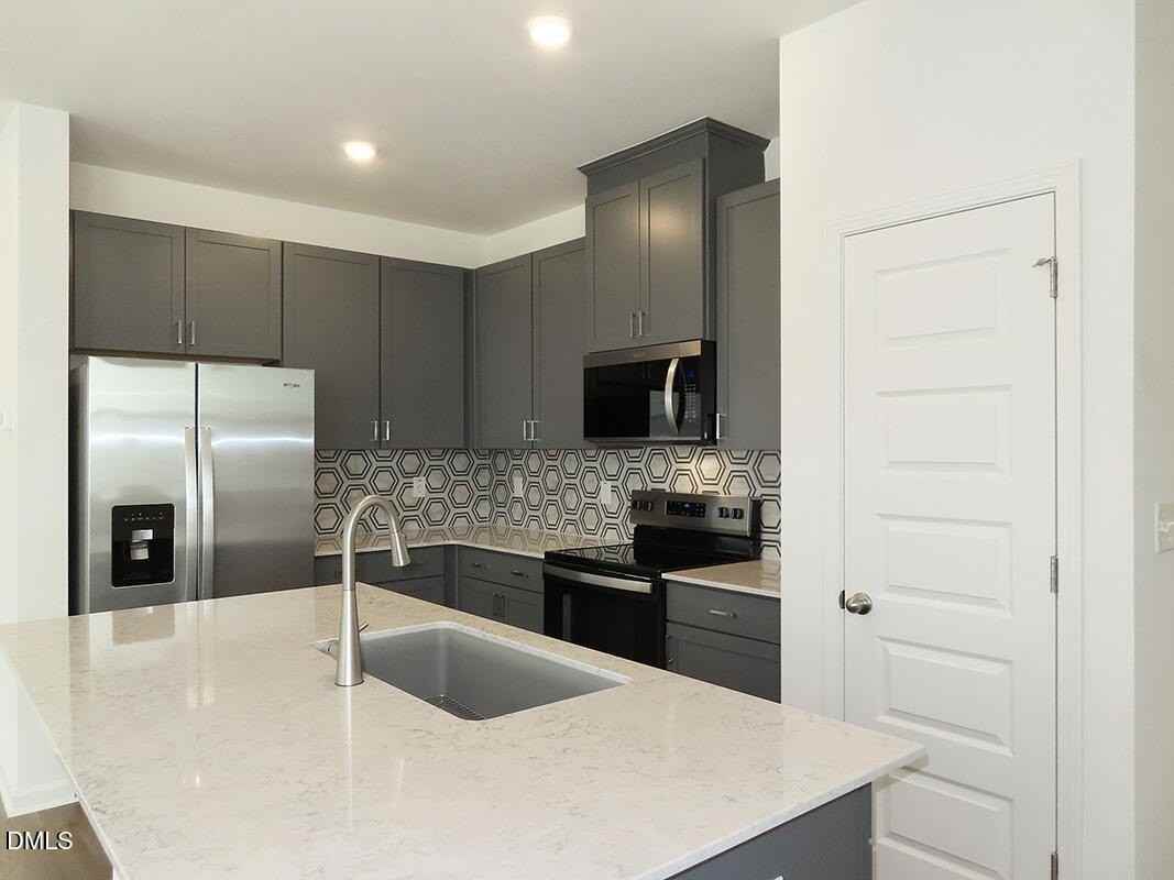 2206 Rabbitbrush St - Photo 7 of 21