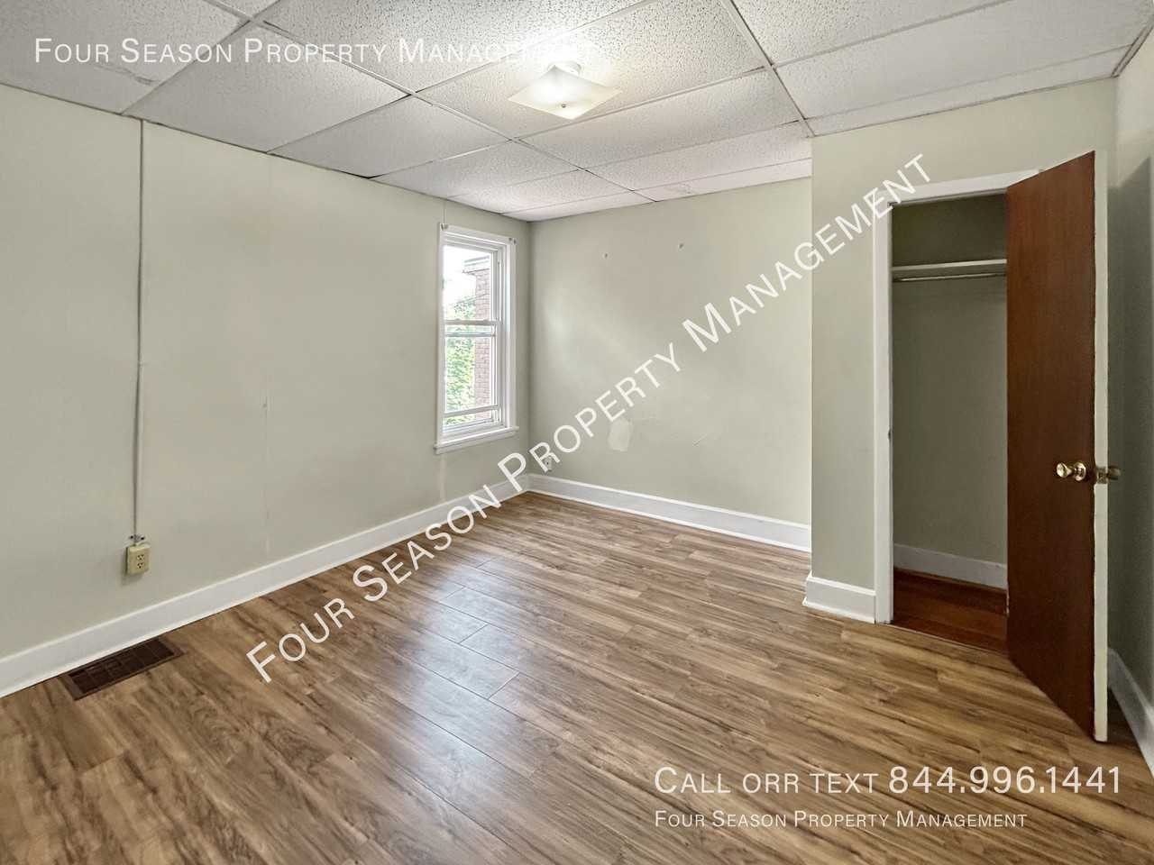 306 S Locust St #306 - Photo 7 of 19