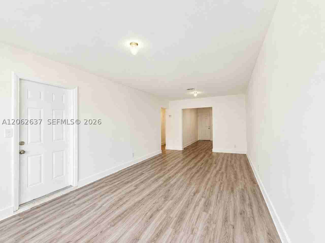 132 Sw 20th Ave #132 - Photo 4 of 12