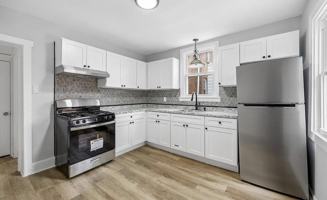 featured image of Laurel Ave
