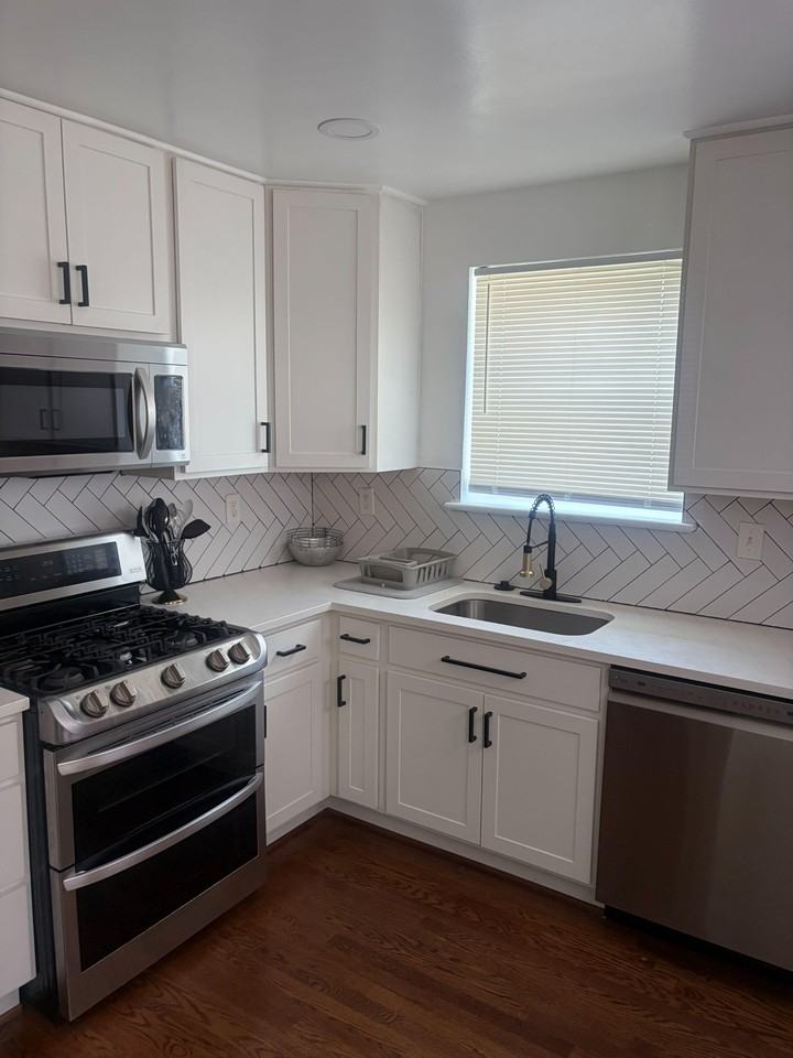 Hansford St - Photo 2 of 17