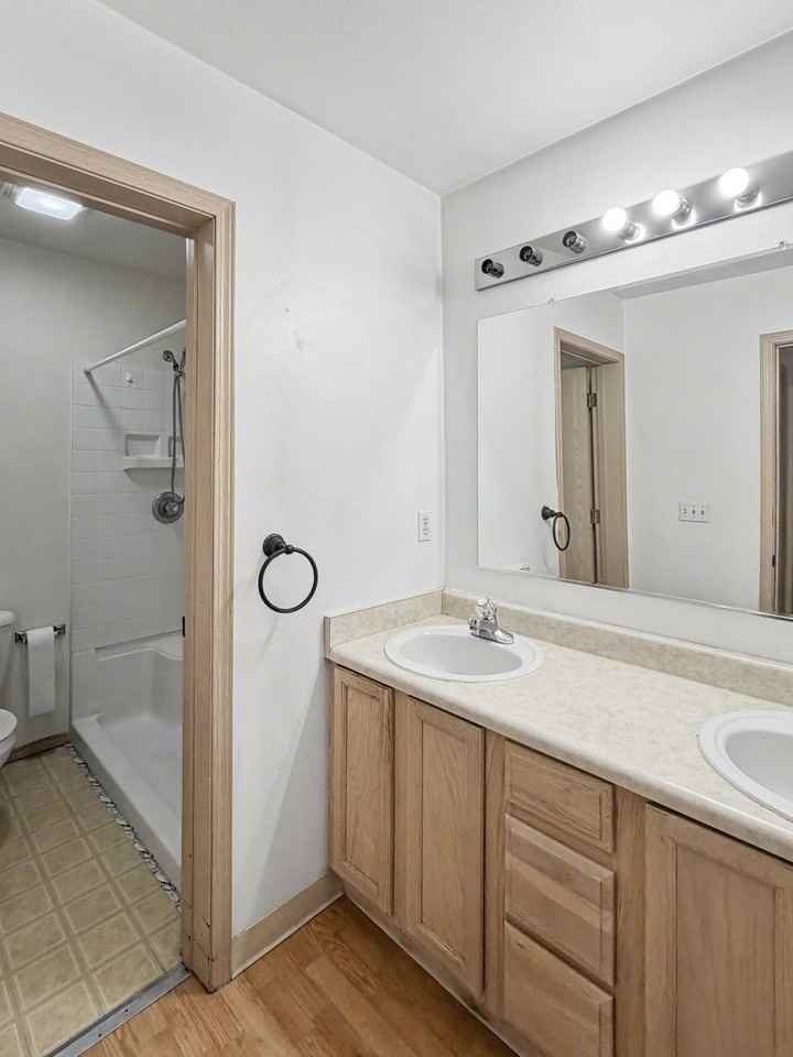 7660 Boundary Ave #1 - Photo 5 of 10