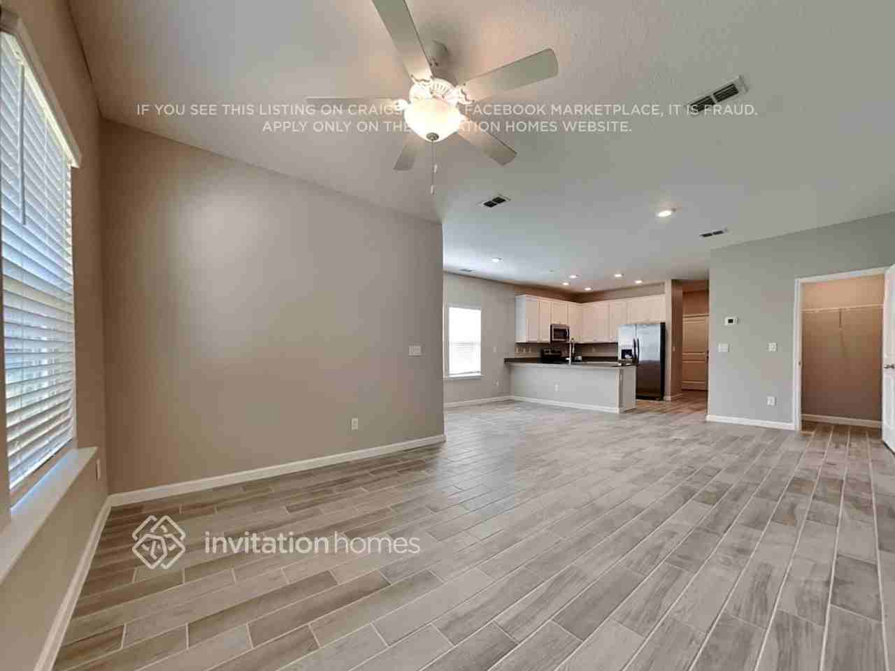 1220 Coastal Meadow Trl - Photo 5 of 26
