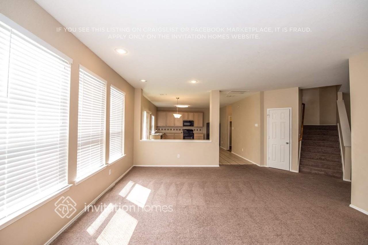 7704 Cresswell Dr - Photo 5 of 21