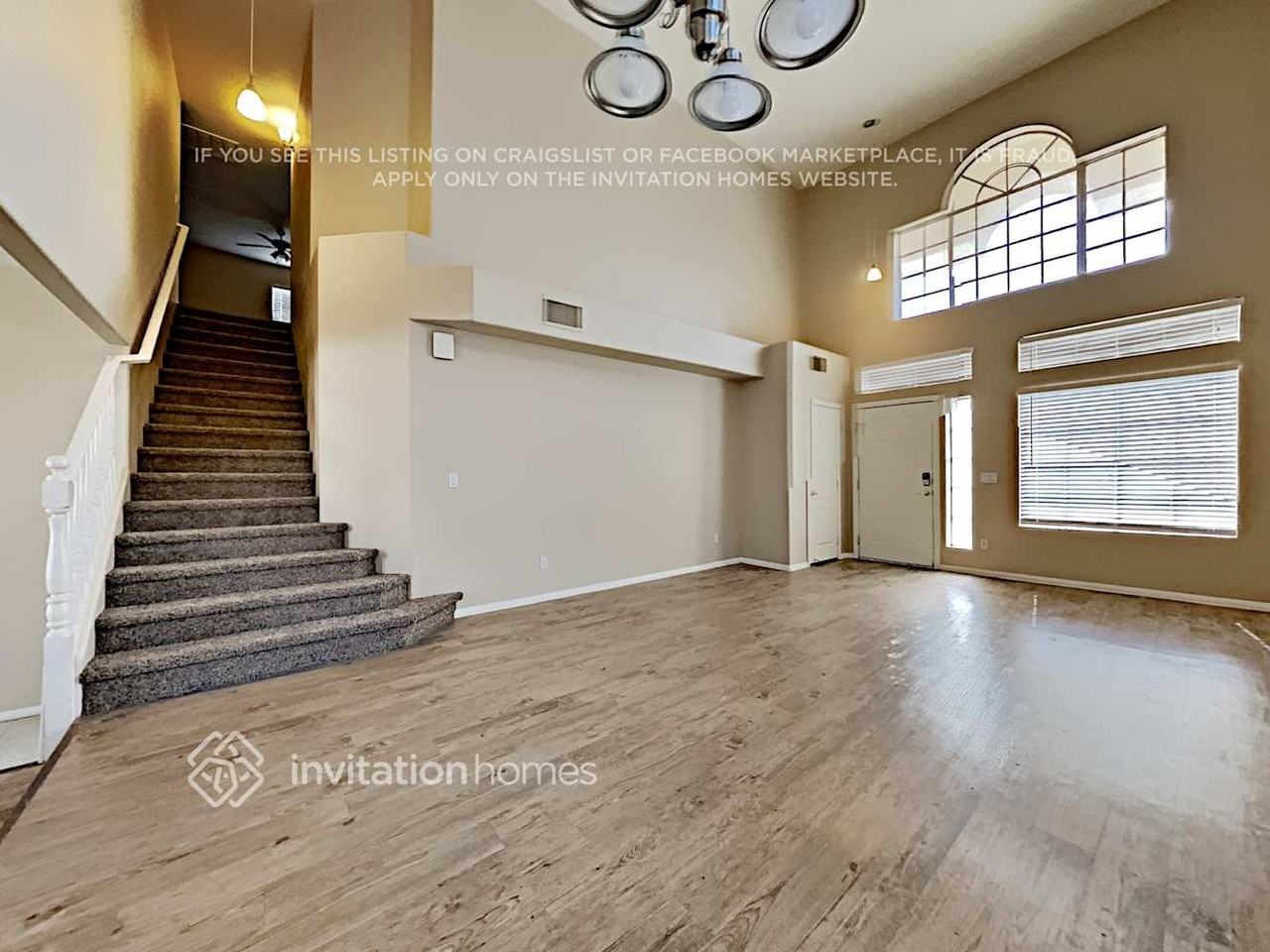 274 Prudence Ct - Photo 4 of 24