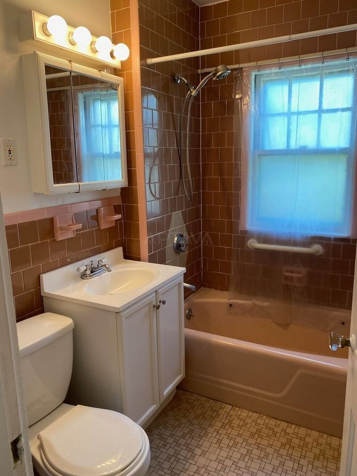 7 Newberne St #1 - Photo 2 of 11
