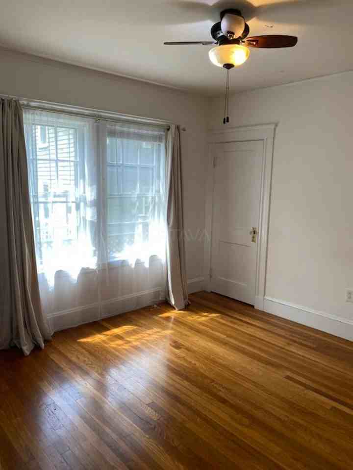 7 Newberne St #1 - Photo 3 of 11