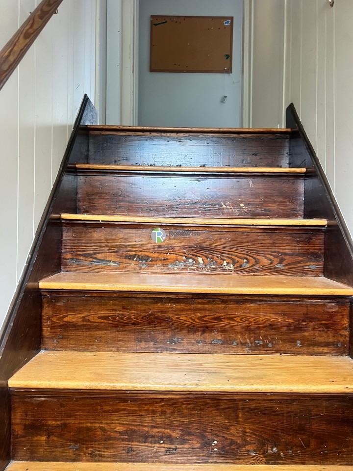 60 Buzzells Ln - Photo 2 of 29