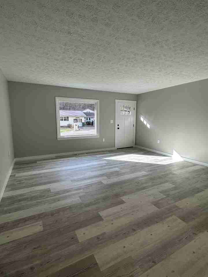 230 Pleasant Vly #1 - Photo 6 of 20