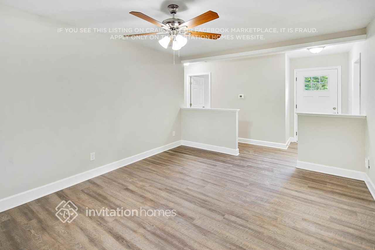 5009 Brooktree Dr - Photo 5 of 24