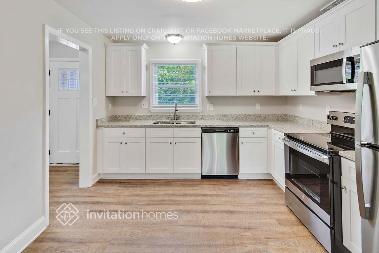 5009 Brooktree Dr - Photo 5 of 23
