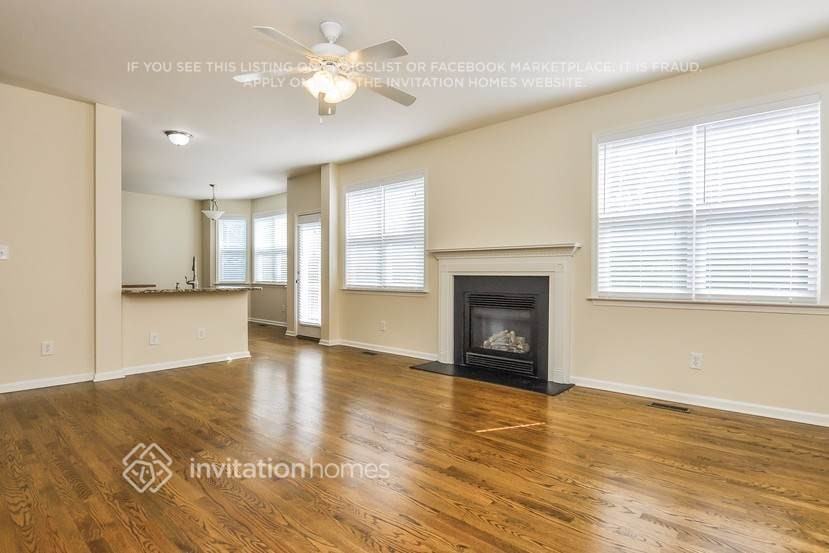4204 Prelude St - Photo 4 of 23