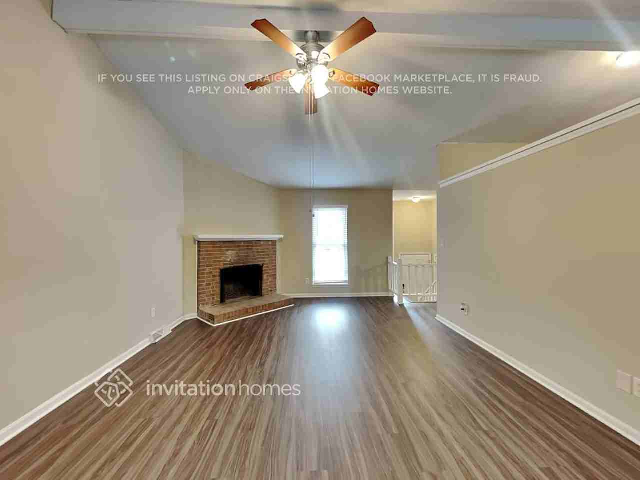 9806 Leatherwood Ct - Photo 5 of 19