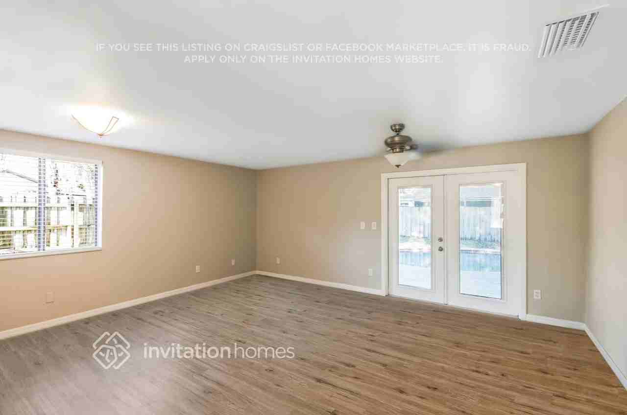 3010 Hanna Ct - Photo 2 of 20