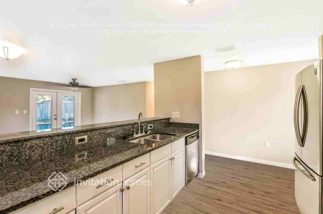 3010 Hanna Ct - Photo 7 of 20
