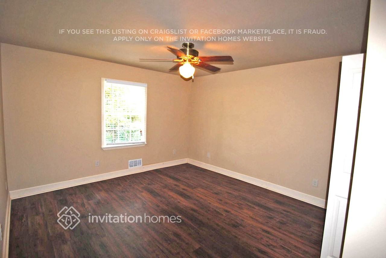 4782 Nandina Ct Nw - Photo 3 of 5