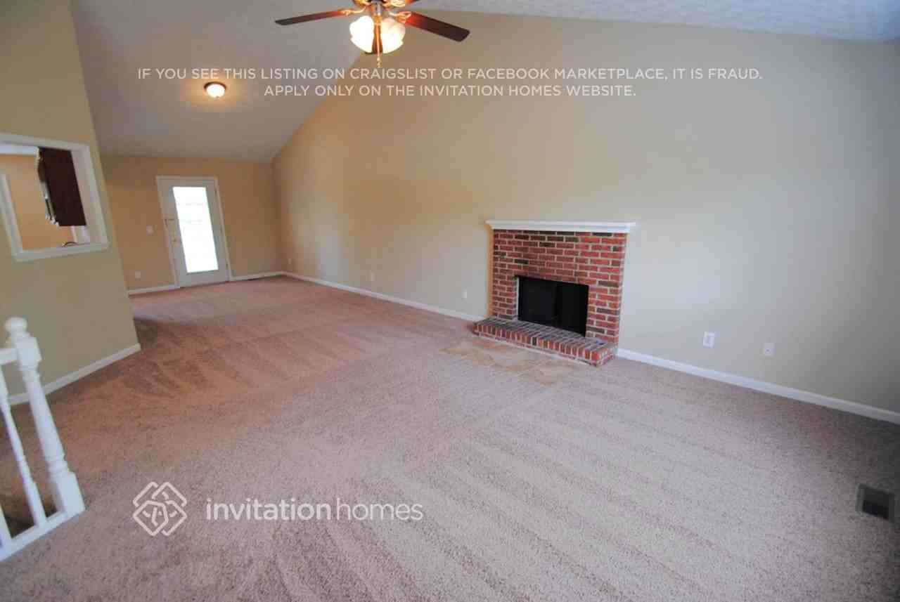 3333 Windgate Dr - Photo 2 of 8