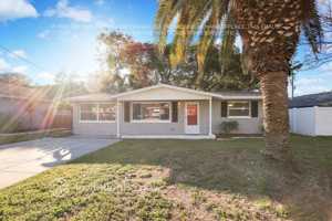 featured image of 15723 Sea Pines Dr