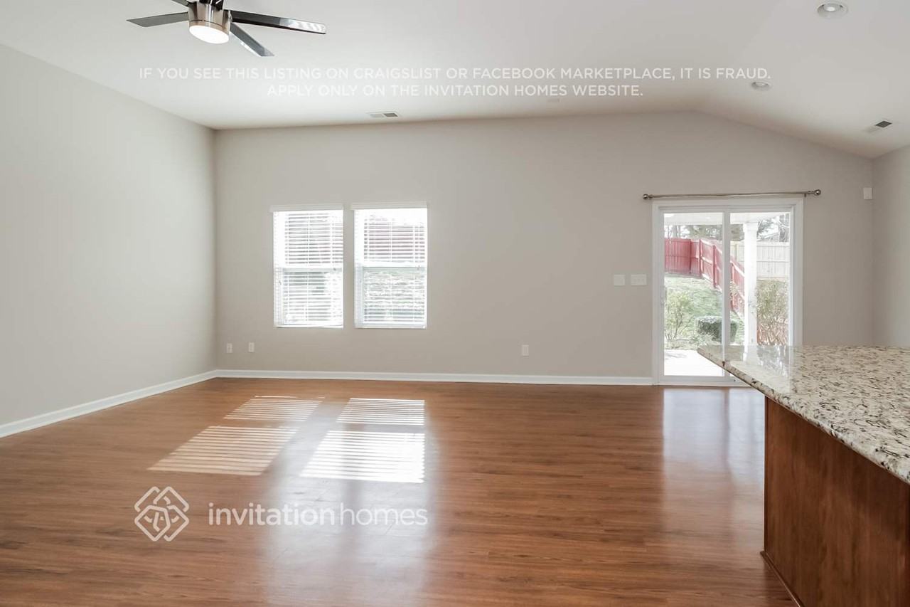 3322 Ringtail Ln - Photo 5 of 17