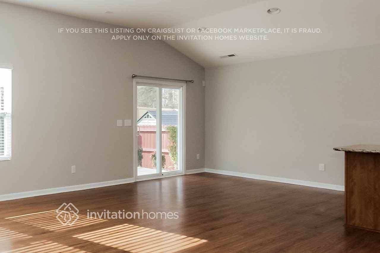 3322 Ringtail Ln - Photo 6 of 17