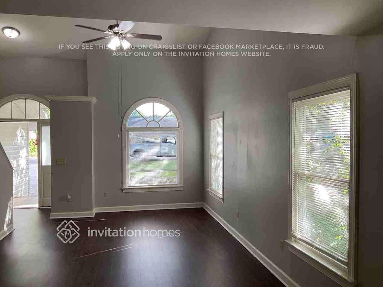 3725 Oakwood Rd - Photo 3 of 14
